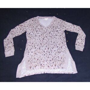 Maurices Gray Haven Cozy Animal Print V-Neck Pullover Sweater Women's Size XS